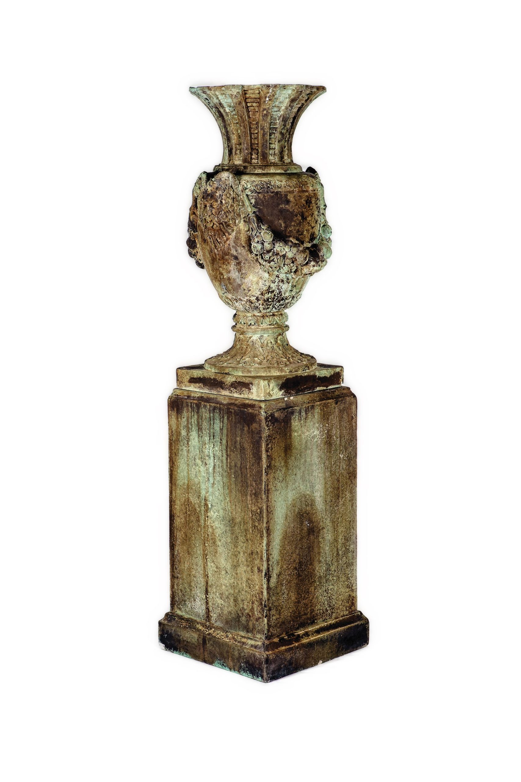 Brussells Urn & Pedestal